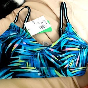 Sports bra. New . Forever 21. small.